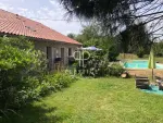Character 6 bedroom House for sale with countryside view in Chateau L'eveque, Aquitaine