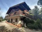 Authentic 4 bedroom House for sale with countryside view in Passignano sul Trasimeno, Umbria