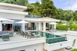 Bright 5 bedroom Villa for sale with panoramic view and countryside view in Tourrettes sur Loup, Provence Alpes Cote d'Azur