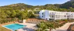 Immaculate 3 bedroom Apartment for sale with panoramic view in Canyamel, Mallorca