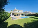 Spacious 3 bedroom Villa for sale in Quinta do Lago, Algarve