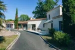 Authentic 4 bedroom House for sale in La Rochelle, Nouvelle Aquitaine