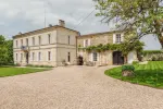 Income Producing 9 bedroom House for sale with panoramic view in Espiet, Nouvelle Aquitaine
