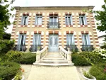 Character 6 bedroom Manor House for sale in La Tremblade, Nouvelle Aquitaine