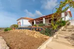 Immaculate 3 bedroom Estate for sale with countryside view in Santiago do Cacem, Alentejo Southern Portugal