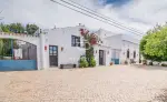 6 bedroom Villa for sale with sea view with Income Potential in Santa Barbara de Nexe, Algarve