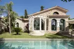 Elegant 2 bedroom House for sale in Antibes, Provence Alpes Cote d'Azur