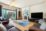 Spacious 4 bedroom Apartment for sale in Cascais, Central Portugal