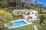 Inviting 5 bedroom Villa for sale with sea and panoramic views in Mougins, Provence Alpes Cote d'Azur