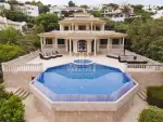 Stunning 6 bedroom Villa for sale with sea view in Cala Llonga, Menorca