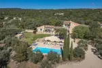 Immaculate 5 bedroom House for sale with panoramic and countryside views in Gordes, Provence Alpes Cote d'Azur