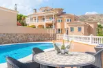 5 bedroom Villa for sale with sea view with Income Potential in El Campello, Valencia