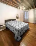 Income Potential 2 bedroom Apartment for sale in San Marco, Venice, Veneto
