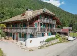 Luxury 8 bedroom Chalet for sale in Essert Romand, Morzine, Auvergne Rhone Alpes