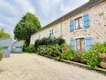 Stylish 4 bedroom House for sale with countryside view in Araujuzon, Nouvelle Aquitaine
