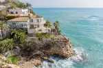 Waterfront 4 bedroom Villa for sale with sea view in El Campello, Valencia