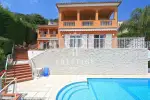 3 bedroom Villa for sale with sea view with Income Potential in Beausoleil, Provence Alpes Cote d'Azur