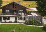 Immaculate 4 bedroom Chalet for sale in Notre Dame de Bellecombe, Auvergne Rhone Alpes