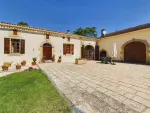Character 4 bedroom Farmhouse for sale with countryside view in Monflanquin, Nouvelle Aquitaine