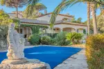 Spacious 5 bedroom House for sale with panoramic view in Sainte Maxime, Provence Alpes Cote d'Azur
