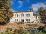 Renovated 7 bedroom Manor House for sale with countryside view in Duras, Nouvelle Aquitaine