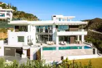 Immaculate 6 bedroom Villa for sale with sea and countryside views in Lomas de La Quinta, Benahavis, Andalucia