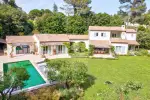 Spacious 5 bedroom House for sale in Roquefort les Pins, Provence Alpes Cote d'Azur