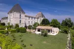 Character 3 bedroom Apartment/House in a  Chateau for sale with panoramic and countryside views in Bergerac, Nouvelle Aquitaine