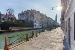Immaculate 2 bedroom Apartment for sale in Castello, Venice, Veneto