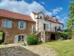 Renovated 6 bedroom Farmhouse for sale with countryside view in Parisot, Occitanie