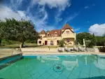 6 bedroom Manor House for sale with countryside view with Income Potential in Sarlat la Caneda, Nouvelle Aquitaine