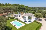 4 bedroom House with sea view with Income Potential in Fasano, Puglia