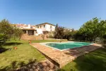 Spacious 6 bedroom Villa for sale in Loures, Central Portugal