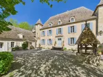 Beautiful 10 bedroom Chateau for sale with countryside view in Monflanquin, Nouvelle Aquitaine