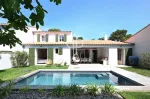 Stunning 4 bedroom House for sale with countryside view in Ars en Re, Nouvelle Aquitaine