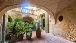 Authentic 2 bedroom Apartment for sale in Uzes, Occitanie