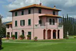 Spacious 6 bedroom Villa for sale with countryside view in Pontedera, Tuscany