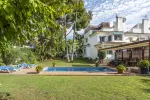 Spacious 5 bedroom Villa for sale in Nueva Andalucia, Andalucia