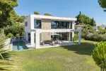 Immaculate 4 bedroom Villa for sale with sea view in Antibes, Provence Alpes Cote d'Azur
