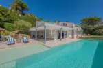 Luxury 4 bedroom House for sale with panoramic and sea views in Les Issambres, Provence Alpes Cote d'Azur
