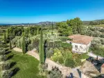 Immaculate 4 bedroom House for sale with countryside view in Crillon Le Brave, Provence Alpes Cote d'Azur