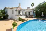 Spacious 4 bedroom Villa for sale in Boliqueime, Algarve