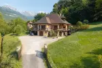 Spacious 5 bedroom House for sale with lake and panoramic views in Menthon Saint Bernard, Auvergne Rhone Alpes
