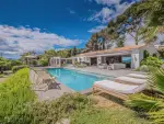 Immaculate 4 bedroom Villa for sale with panoramic view in Sainte Maxime, Provence Alpes Cote d'Azur