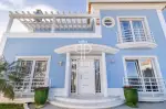 Spacious 4 bedroom House for sale with countryside view in Abrunheira, Sintra, Central Portugal