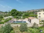 Beautiful 6 bedroom Farmhouse for sale with panoramic view in Saint Saturnin les Apt, Provence Alpes Cote d'Azur