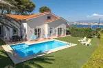 Waterfront 5 bedroom House for sale with panoramic and sea views in Cap d'Antibes, Provence Alpes Cote d'Azur