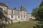 Beautiful 8 bedroom Chateau for sale with countryside view in Sainte Foy la Grande, Nouvelle Aquitaine
