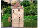 Riverside 3 bedroom House for sale with panoramic river views in Saint Cirq Lapopie, Occitanie