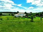 Spacious 4 bedroom House for sale with countryside view in Duras, Nouvelle Aquitaine